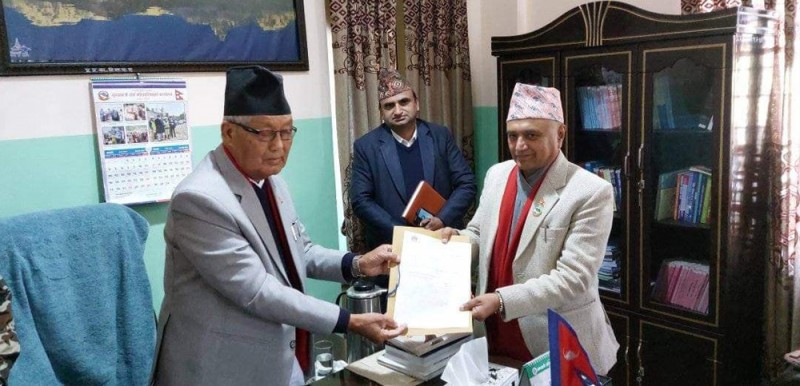 को हुन् गण्डकी प्रदेशका नवनियुक्त मुख्यमन्त्री अधिकारी?